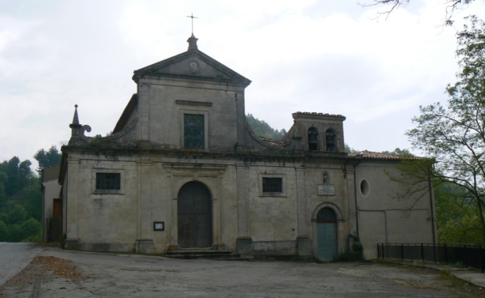 Santuario Santa Maria di Monserrato nella frazione Calvisi